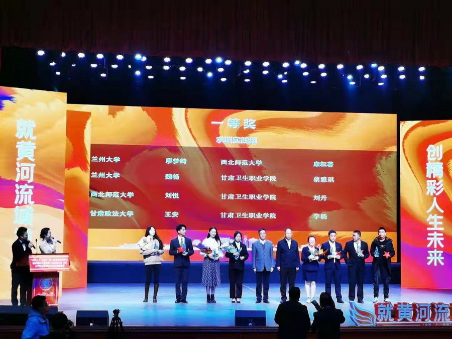 1639381243897029792.jpg a4d855f9eecf835cf9b9119aef8f212_调整大小.jpg
