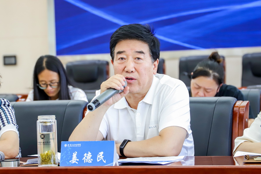 2022年6月14日   KY开元集团官网2022年党政一把手推进就业工作座谈会 (2)_调整大小.jpg